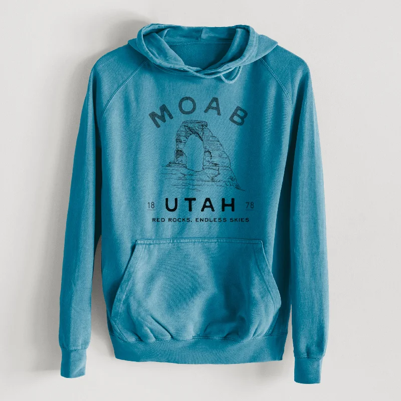 Moab Utah Delicate Arch  - Mid-Weight Unisex Vintage 100% Cotton Hoodie All-season Hoodie Sweatshirt