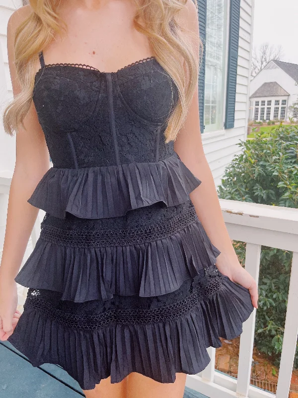 Too Many Times Dress - Black Best mini dresses for hourglass body shape