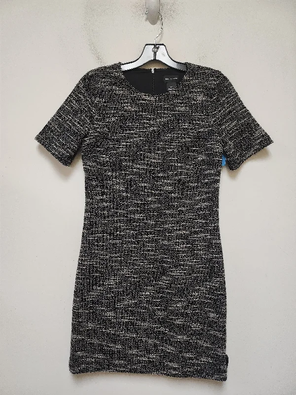 Dress Casual Short By Club Monaco In Black & White, Size: S High-Waist Skirt Look